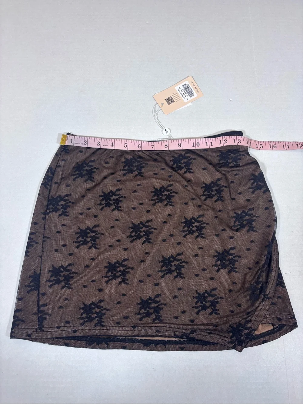 Tiger Mist Natalya Skirt NWT Size XS Black Lace Side Slit Mini